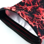 Funda de neopreno negro con rayos rojos